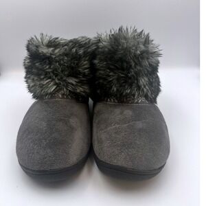 Isotoner Gray Faux Fur Ankle Bootie Slippers Woens Size 7.5-8